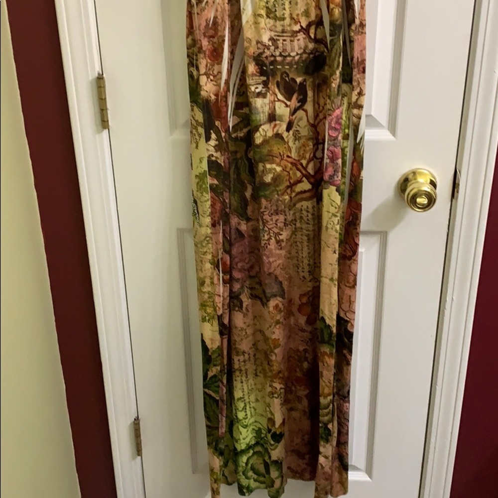 Dress - Picture 6 of 7